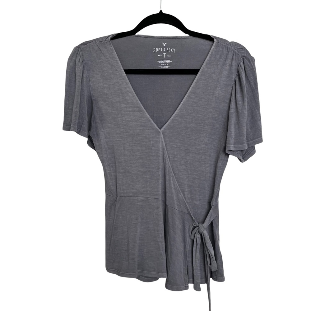 American eagle shortsleeve wrap top small